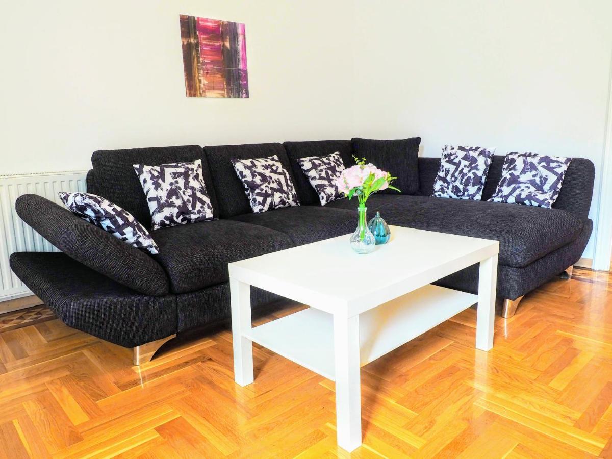 City Villa Schoenbrunn Apartments - Contactless 24H Check-In فيينا المظهر الخارجي الصورة