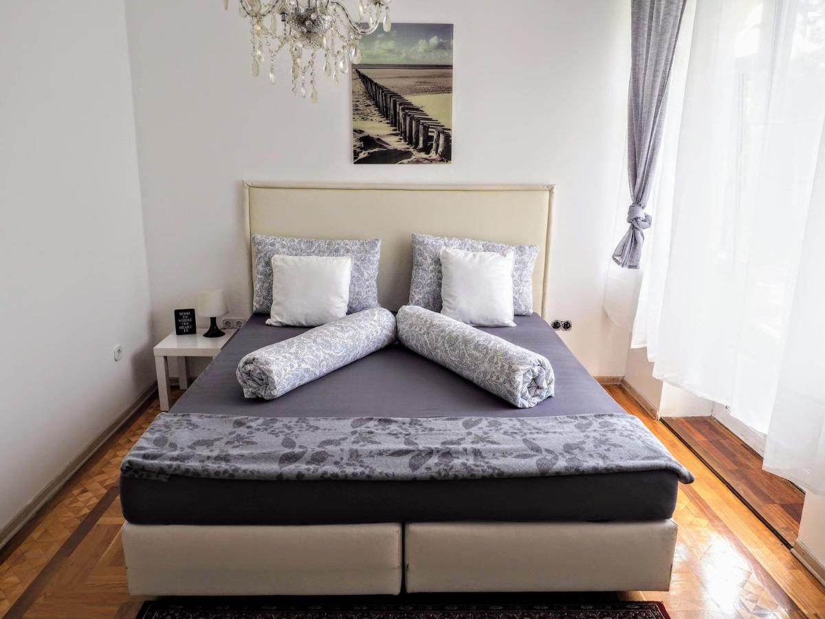 City Villa Schoenbrunn Apartments - Contactless 24H Check-In فيينا المظهر الخارجي الصورة